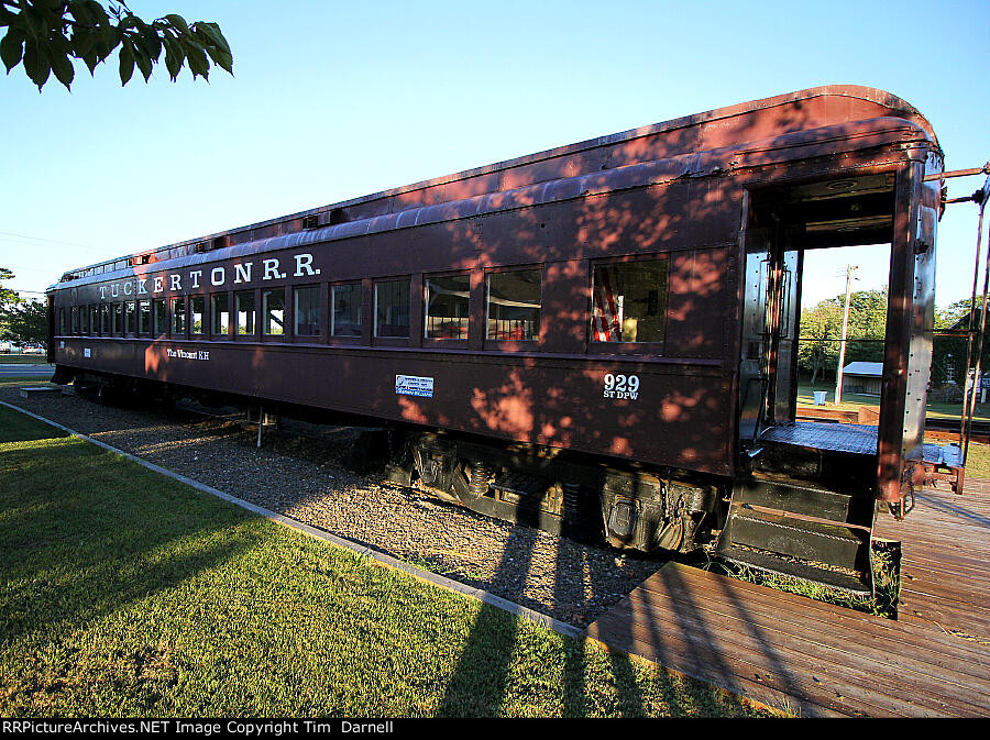 CNJ 929 at Stafford town Museum